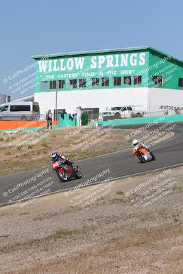 media/Apr-20-2025-AHRMA (Sun) [[393a79c373]]/Race/Group 11 early race/Turn 4b/